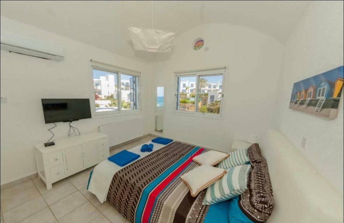 34 Beach Villa Pafos Exterior foto