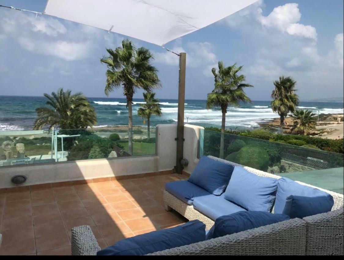 34 Beach Villa Pafos Exterior foto